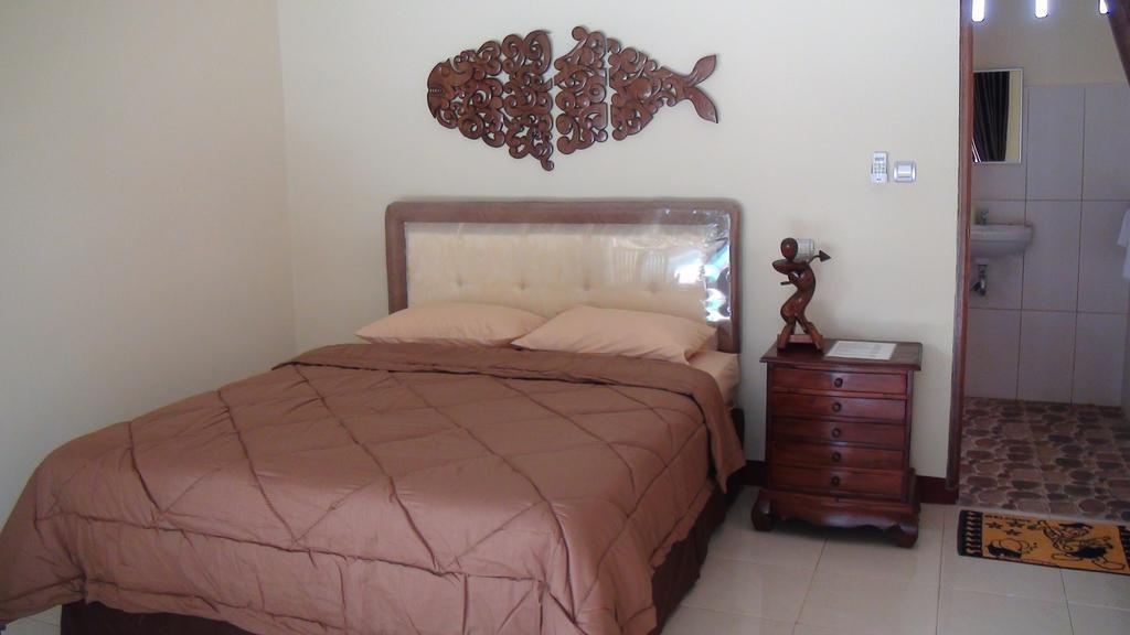 Villa Yukie Senggigi Montongbuwoh Zimmer foto