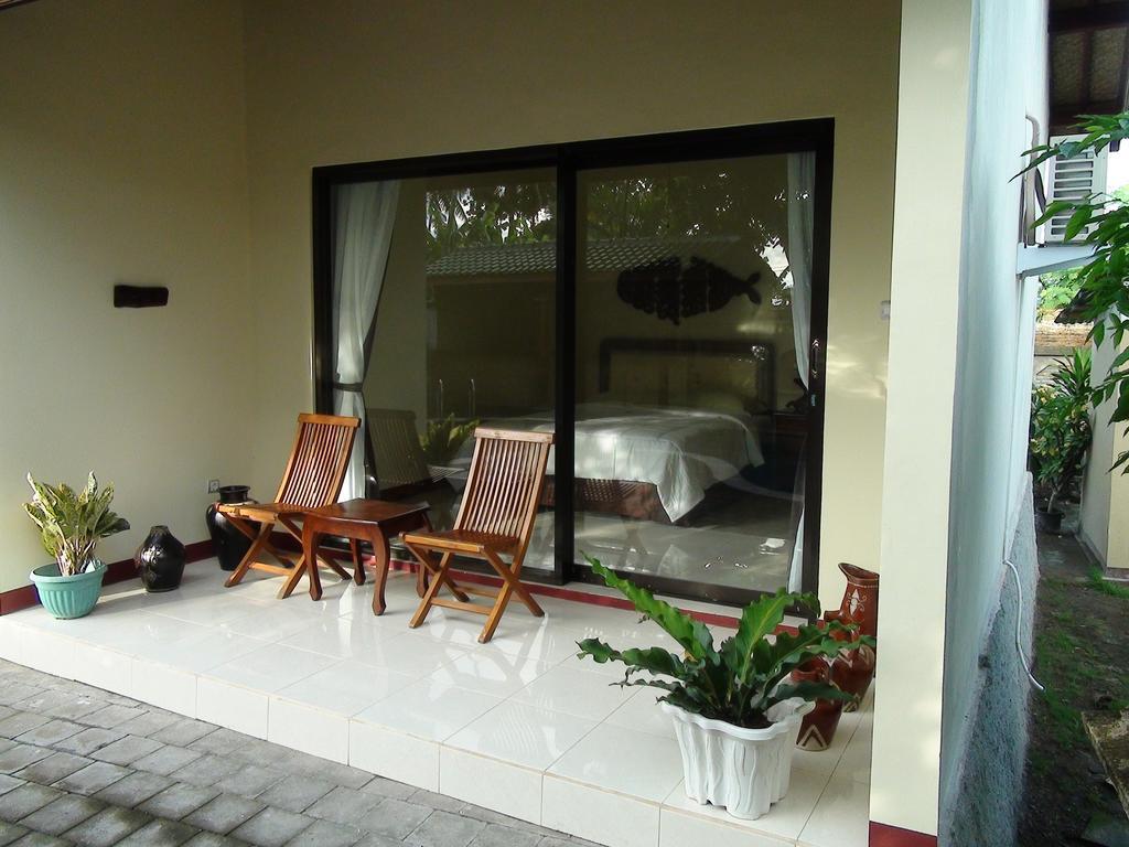 Villa Yukie Senggigi Montongbuwoh Zimmer foto